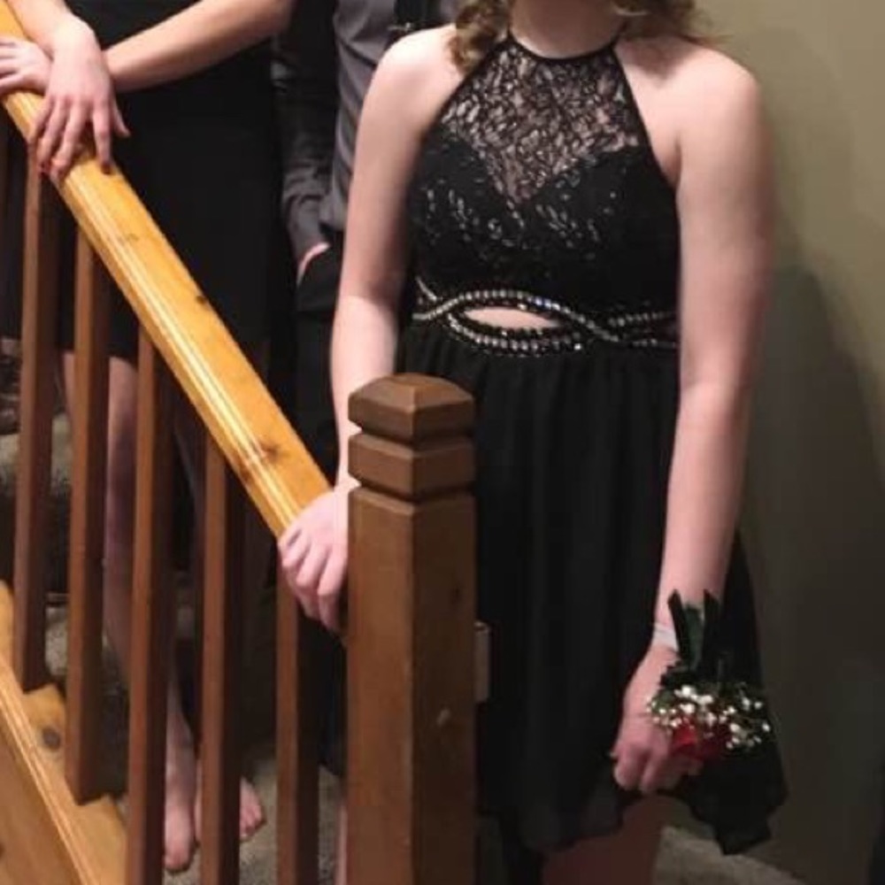 Black lace short dress
